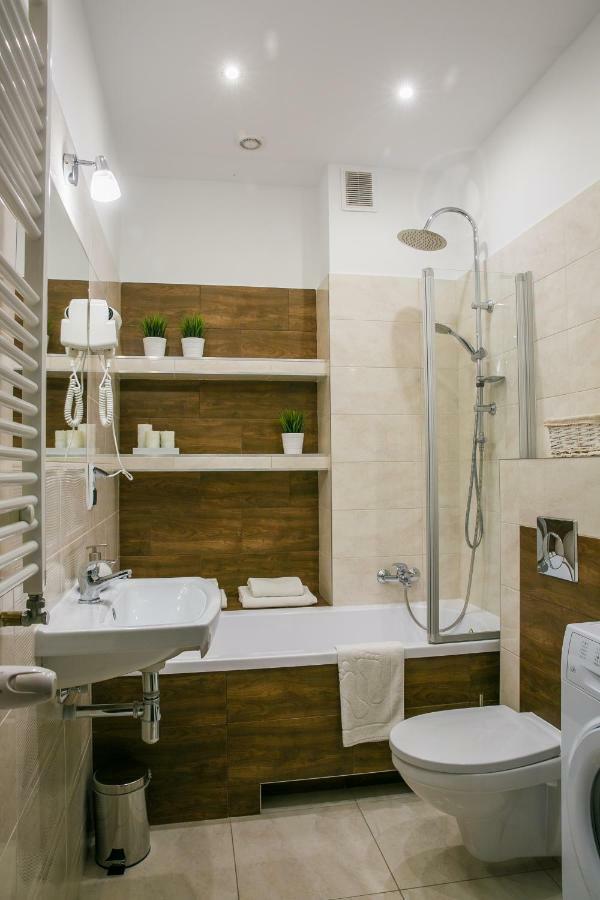 Apartamenty Roztocze 즈비에지니에츠 외부 사진